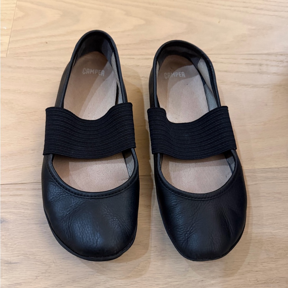 Women’s Camper Right Nina Leather Ballerina flats